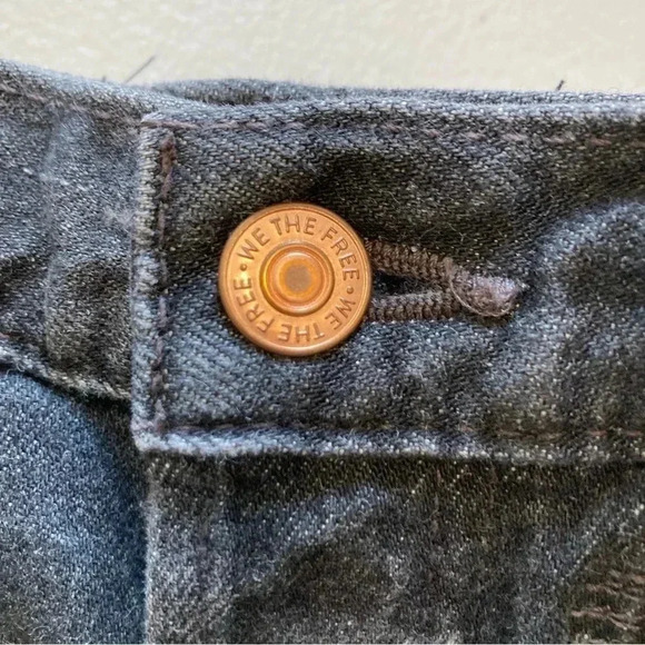 Free People Makai Cut-Off‎ Denim Short XS - Picture 5 of 12